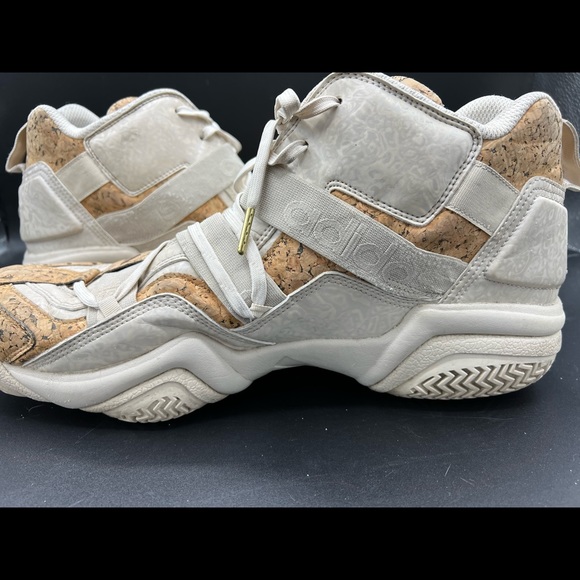 Adidas - Kobe “vino pack” Trionfo - cork men’s shoes - size 16 - Picture 5 of 13